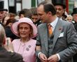 Alexander Fürst zu Schaumburg-Lippe musste von seiner Mutter Benita Abschied nehmen