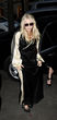 Auf der Fashion Week in Paris zeigte sich Ashley in einem Kleid im sportlichen College-Look