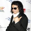Gene Simmons wurde aufdringlich ihr gegenüber Gene Simmons wurde aufdringlich ihr gegenüber