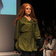 Barbara Meier lief dabei über den Catwalk