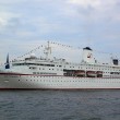 Das Traumschiff steuert immer die schönsten Plätze der Welt an Das Traumschiff steuert immer die schönsten Plätze der Welt an