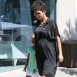 Halle Berry trägt während ihrer Schwangerschaft flache Schuhe