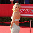 Hayden Panettiere landet im divenhaften, trägerlosen Dress auf Platz 6