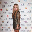 Lindsay Lohan im engen Mini-Kleid mit High Heels