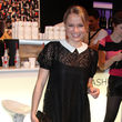 Nova Meierhenrich in einem Kleid des Online-Shops Asos auf der Fashion Week Nova Meierhenrich in einem Kleid des Online-Shops Asos auf der Fashion Week