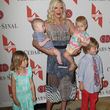 Tori Spelling ist eine Super-Mama