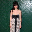 Zooey Deschanel hat den Pony zu ihrem Markenzeichen gemacht 