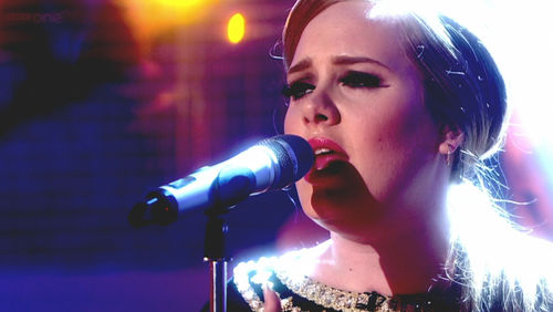 Adele verhalf einer kleinen Patientin zur Genesung Adele verhalf einer kleinen Patientin zur Genesung