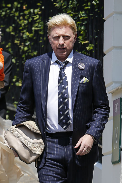 Boris Becker hat mit den Folgeschäden seiner Tennis-Karriere zu kämpfen Boris Becker hat mit den Folgeschäden seiner Tennis-Karriere zu kämpfen