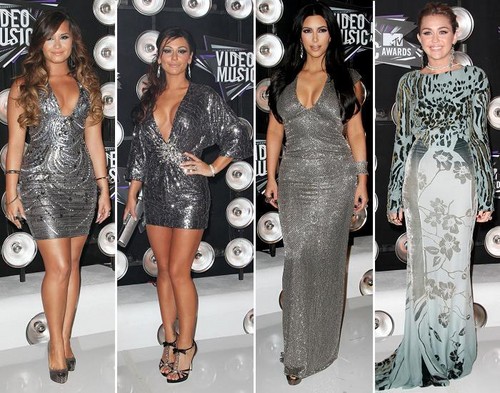 Selena Gomez, Britney Spears, Demi Lovato, Kim Kardashian - El gris metalizado fue otra de las tonalidades por la que se decantaron las celebrities
