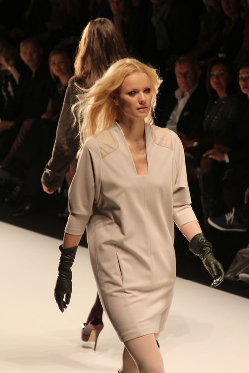 Franziska Knuppe - Franziska Knuppe lief für die Blacky Dress-Show über den Laufsteg Franziska Knuppe - Franziska Knuppe lief für die Blacky Dress-Show über den Laufsteg