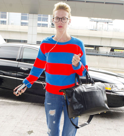 January Jones zeigte sich ganz ungeschminkt