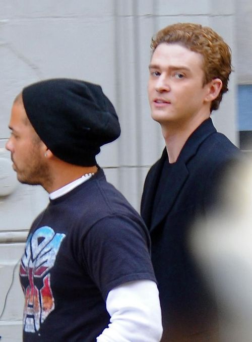 "Napster"Gründer will Marihuana legalisieren Promiflash.de