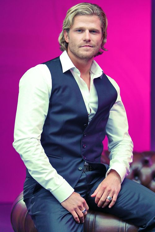 Der Bachelor - Paul Janke nimmt nun Stellung zum Gerücht, er habe längst eine Freundin Der Bachelor - Paul Janke nimmt nun Stellung zum Gerücht, er habe längst eine Freundin