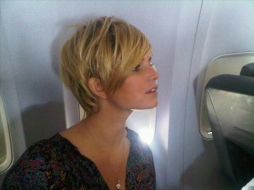 Jessica Simpson hat sich wohl die Haare geschnitten Jessica Simpson hat sich wohl die Haare geschnitten