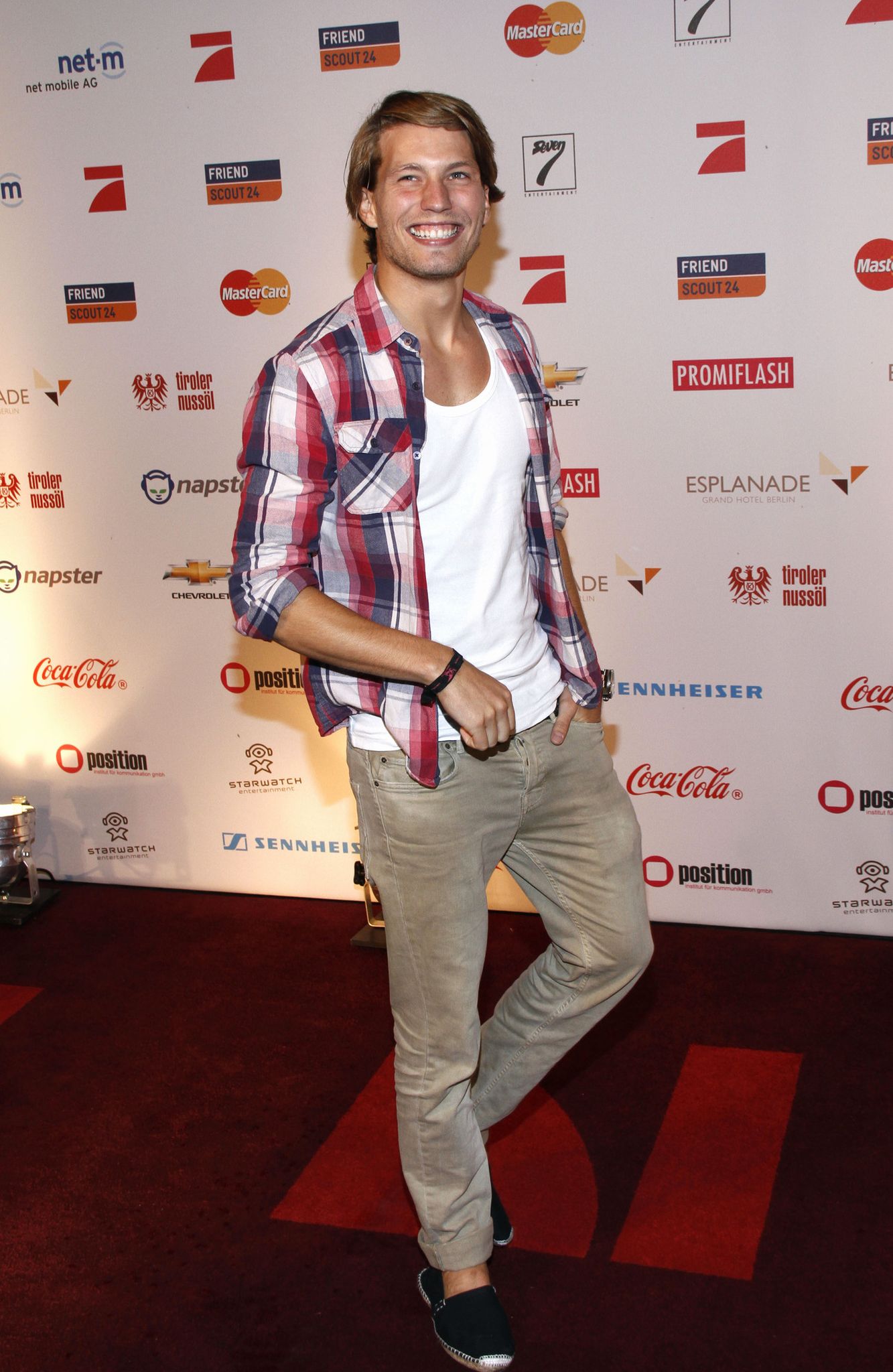 news20130331mischa barton ist OTTO Herren Levi s® Gilmore Sneaker mit stylisch bedruckter