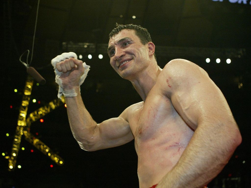 Sieg für Klitschko: Knock-out schon in Runde 6! | Promiflash.de