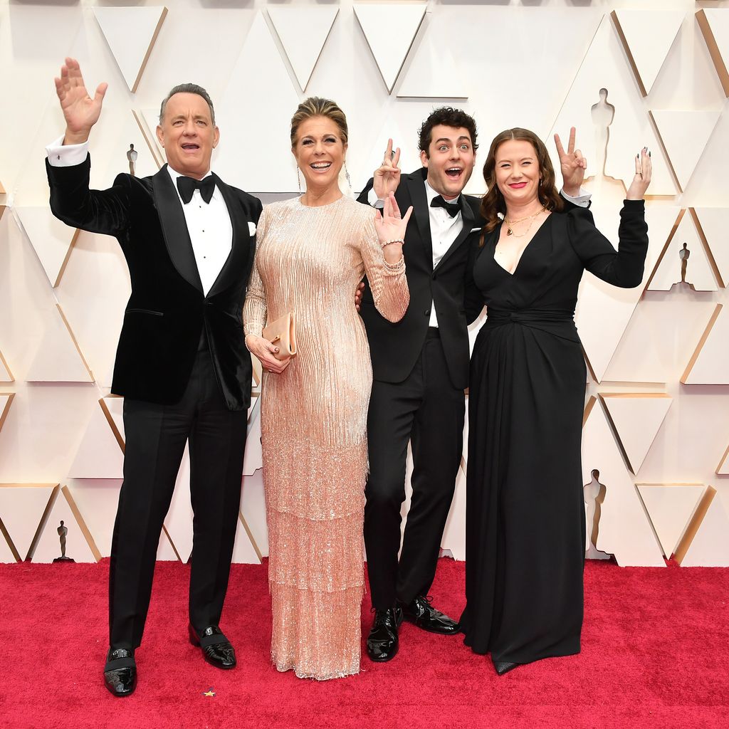 Tom Hanks mit Rita Wilson, Truman und Elizabeth Hanks bei den Oscars 2020
