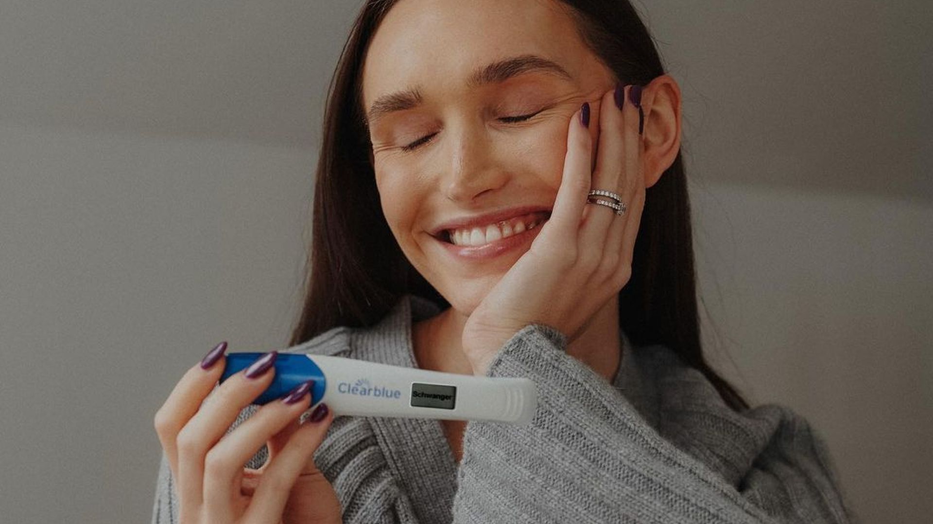 Schwanger Obwohl Er Nur Kurz Drin War Nach geglücktem Embryotransfer: Anna Adamyan ist schwanger!