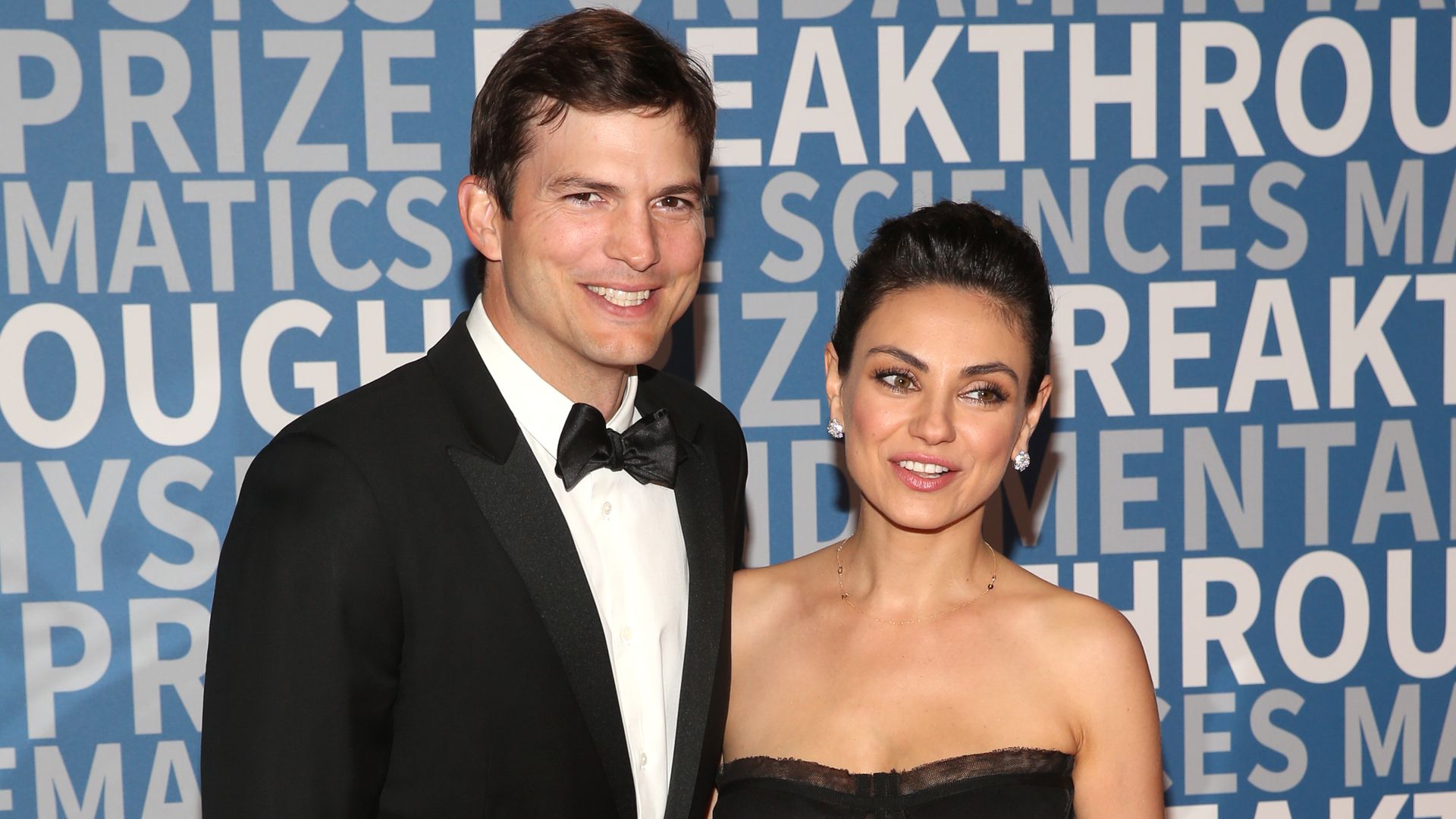 Selten-Ashton-Kutcher-und-Mila-zeigen-sich-mit-Sohn-Dimitri