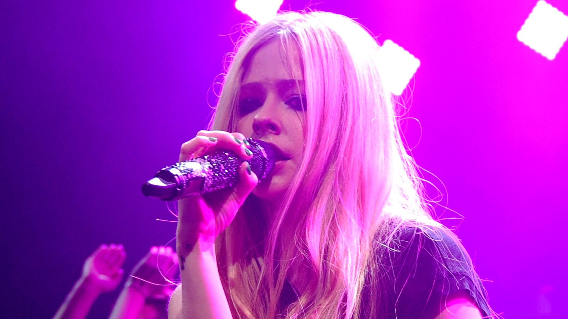 Avril Lavigne Hello Kitty Deutsche übersetzung