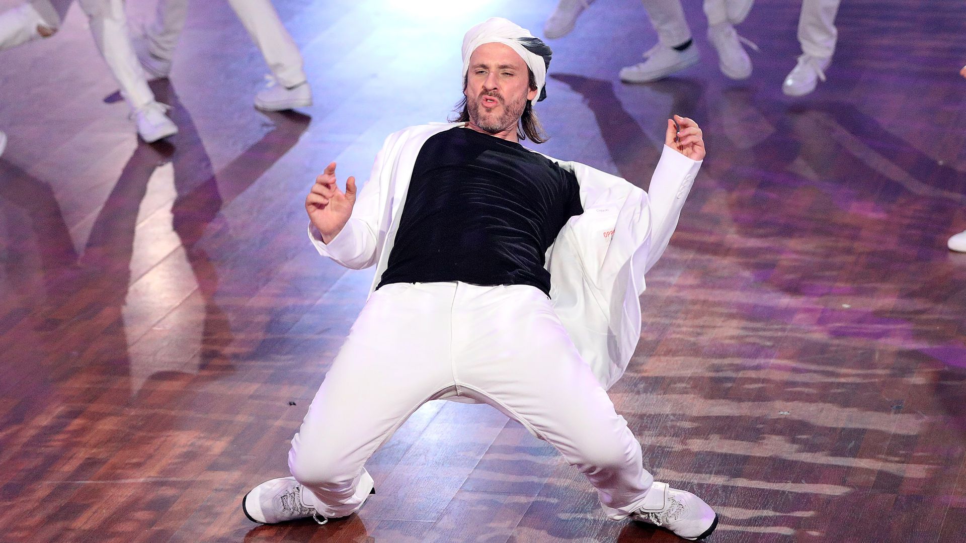 Chakal LetS Dance Chakal LetS Dance