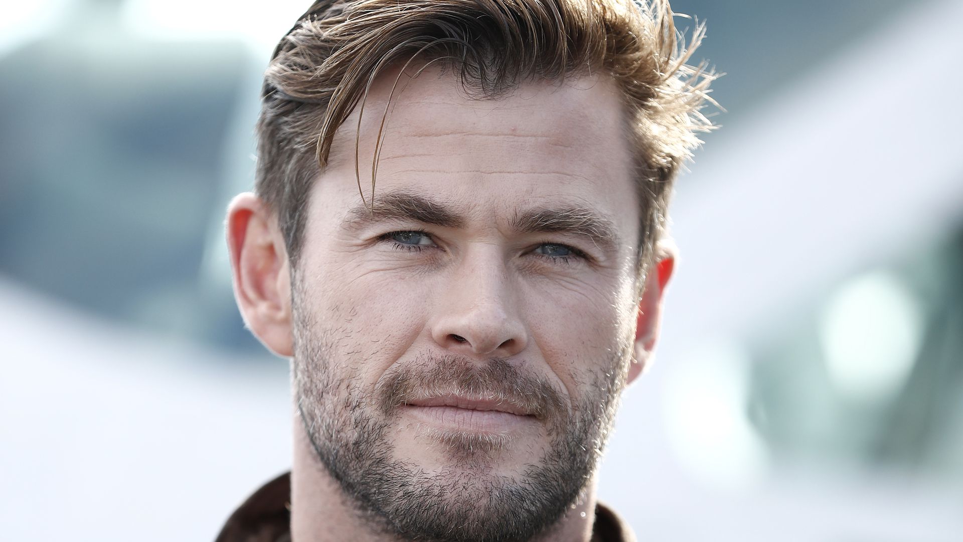 Wie Alt Ist Chris Hemsworth Chris Hemsworth: Er ahnt, wie es ist, schwanger zu sein!