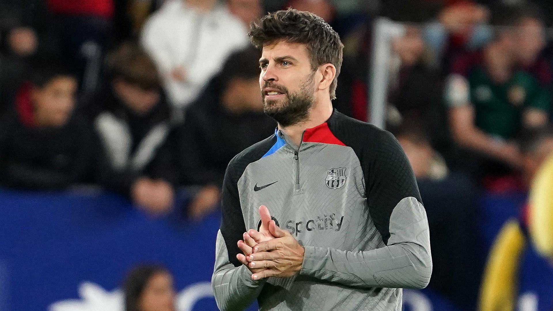Gerard Piqué bekommt in seinem allerletzten Spiel Rote Karte