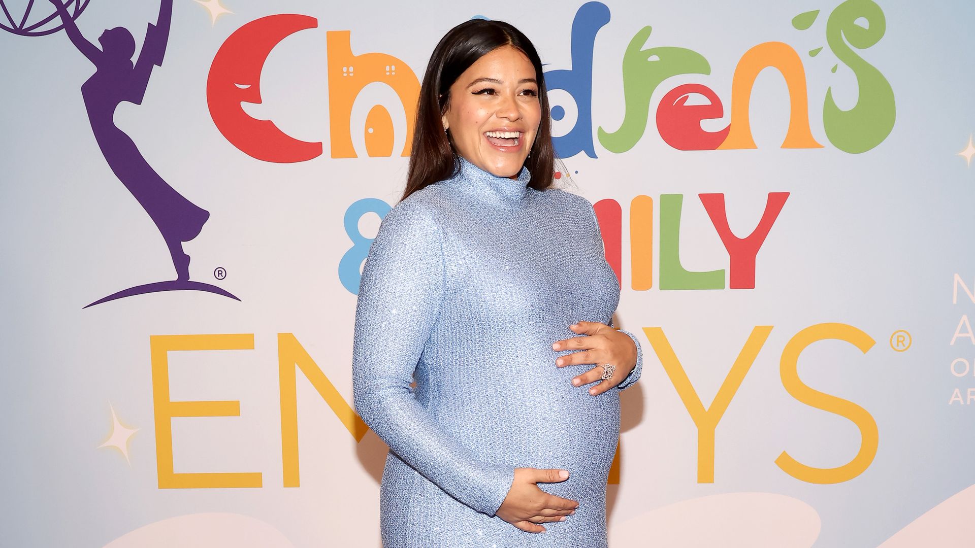 Ist es etwa bald so weit bei hochschwangerer Gina Rodriguez?