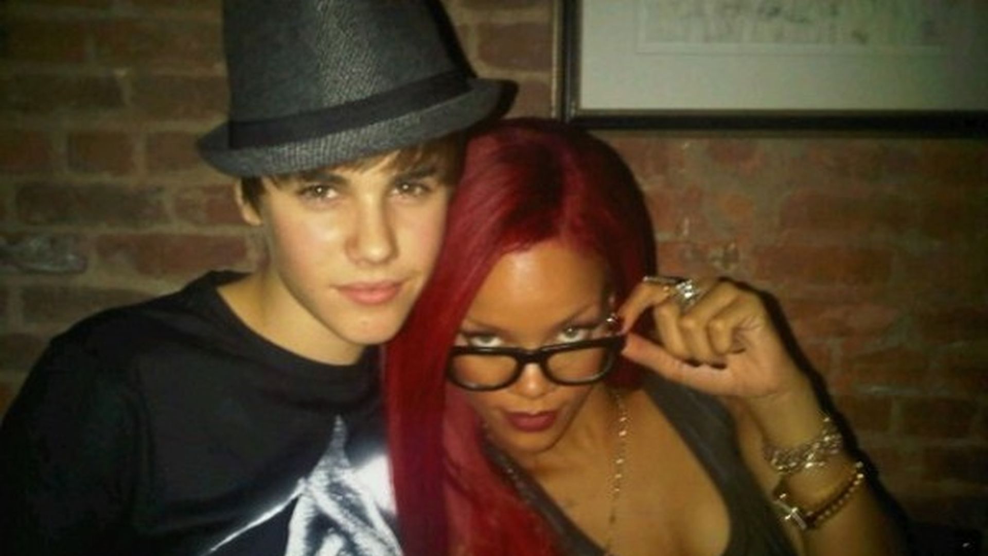 Was läuft denn da zwischen Rihanna und Justin? | Promiflash.de