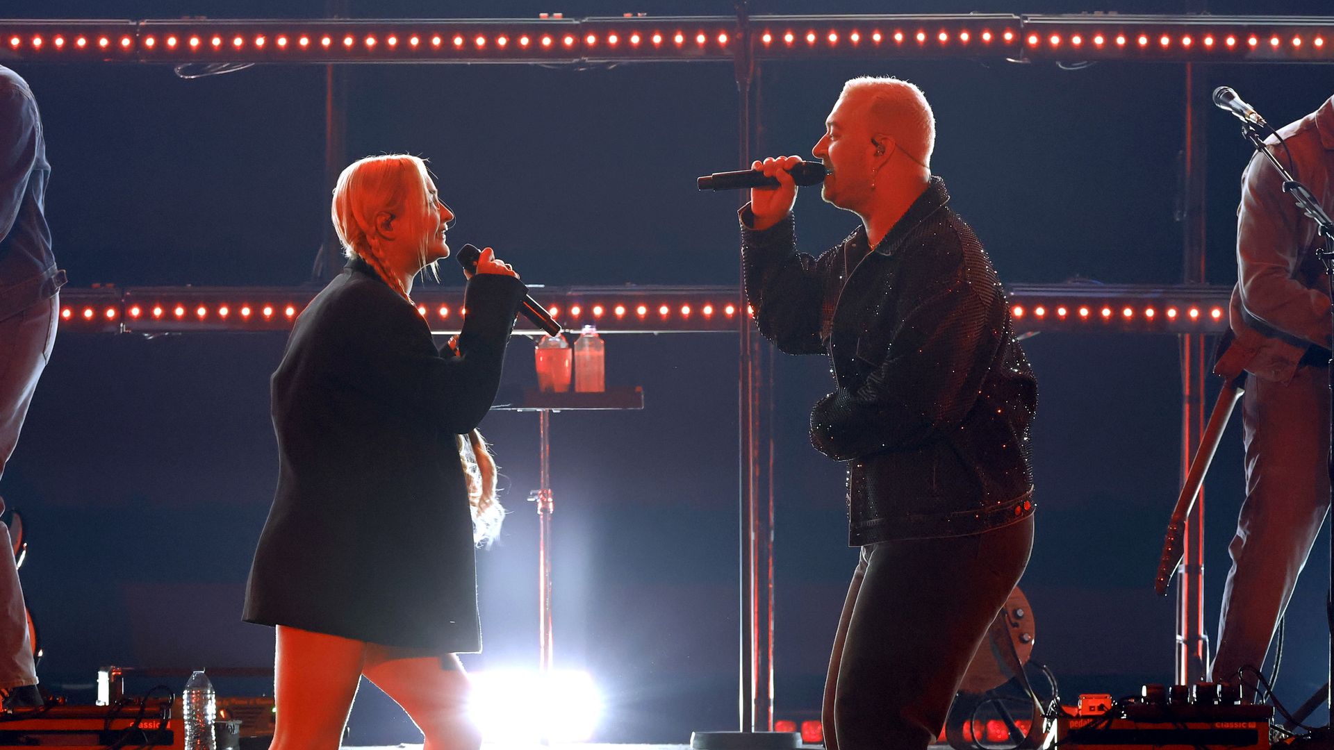 Sam smith - unholy (ft. Sam smith unholy live. Sam smith - unholy ft kim petras. Sam smith unholy live. ким смит попа.