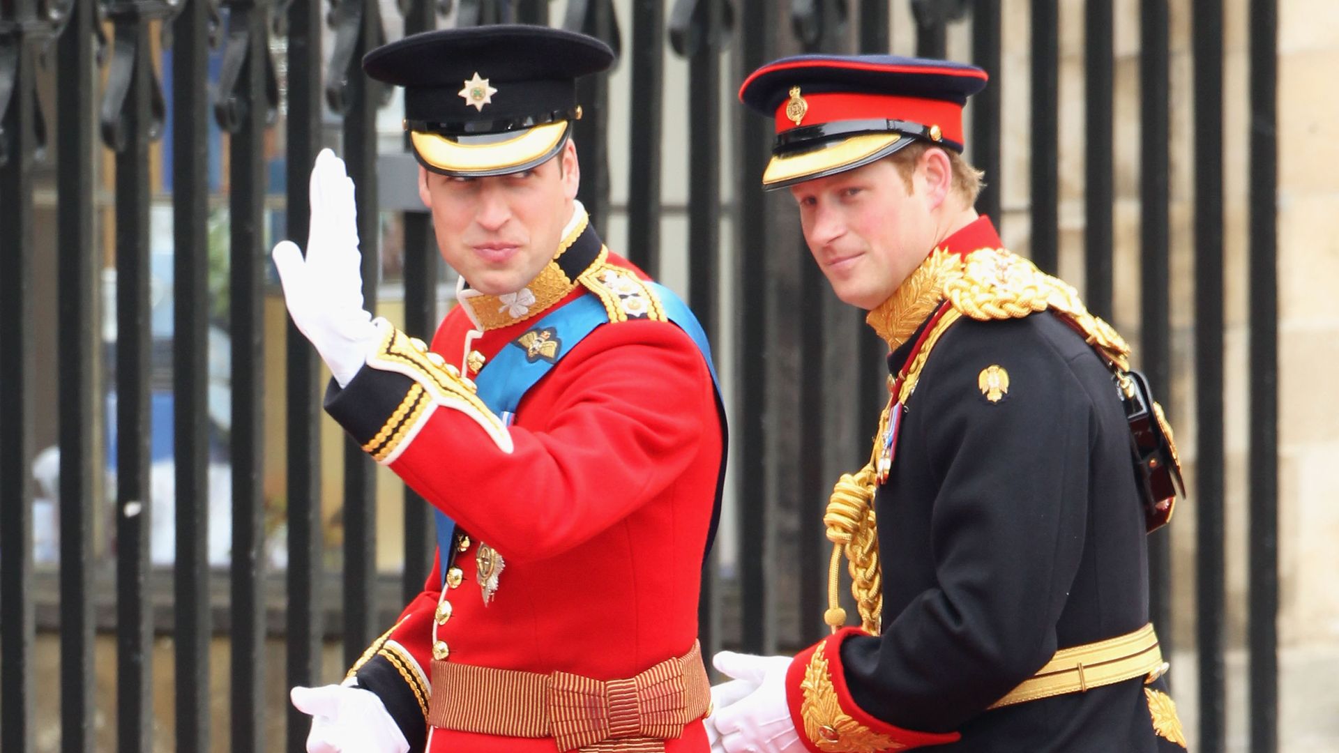 Damals Single Prinz Williams Heirat stürzte Harry in Krise