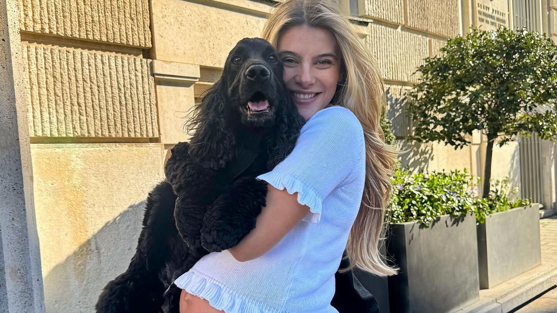 So-lief-das-Treffen-von-Romina-Palms-Baby-und-Hund-Baloo