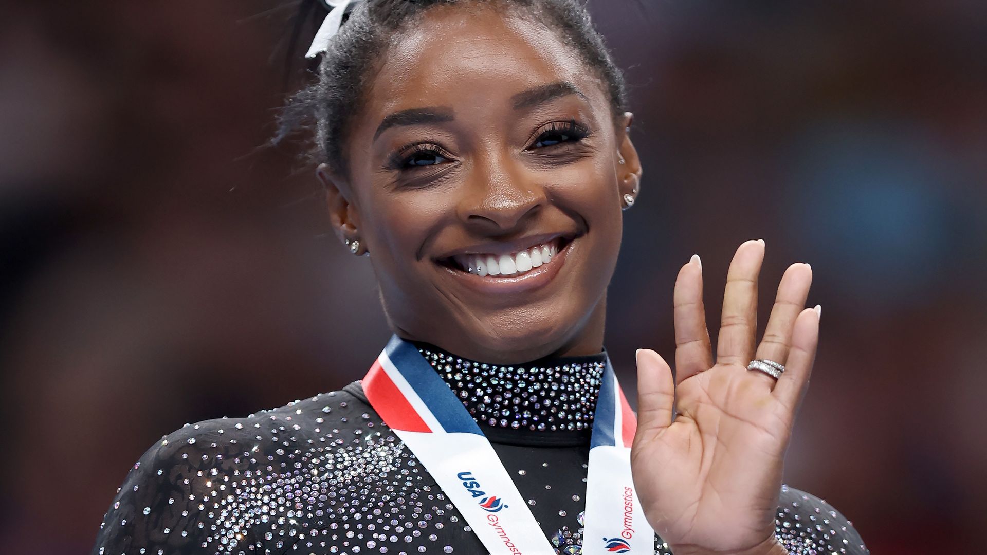Mit achtem Titel Simone Biles schreibt Gymnastikgeschichte!
