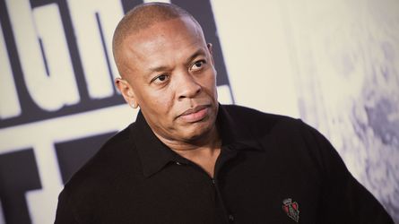 Dr. Dre erhält Scheidungsdokumente bei Beerdigung seiner Oma