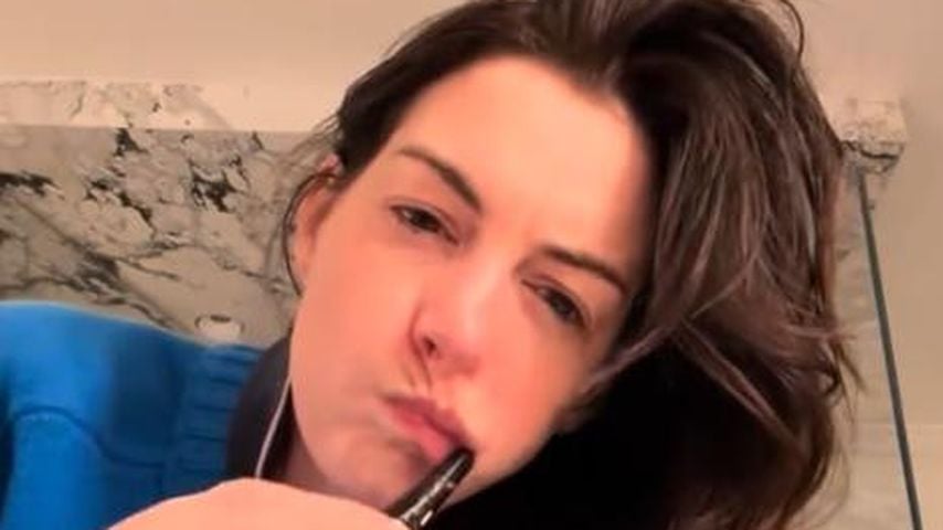 Anne Hathaway, Juli 2025