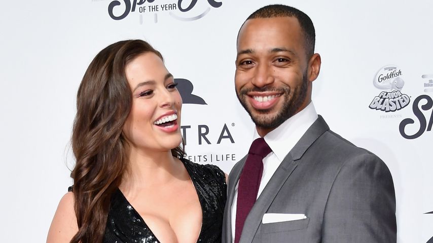 Farbe & Liebe bekennen: Ashley Graham kriegt Liebes-Tattoo!