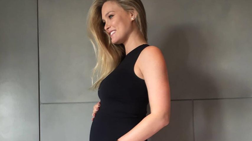 Bar Refaeli mit Babybauch