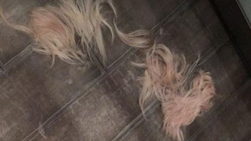 Bill Kaulitz beim Friseur