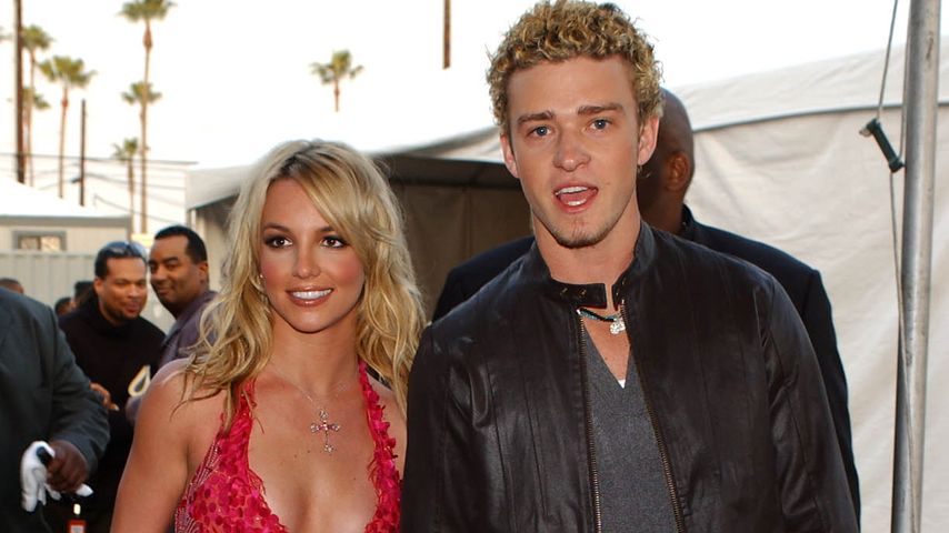 Britney Spears und Justin Timberlake bei den "Annual American Music Awards" im Januar 2002
