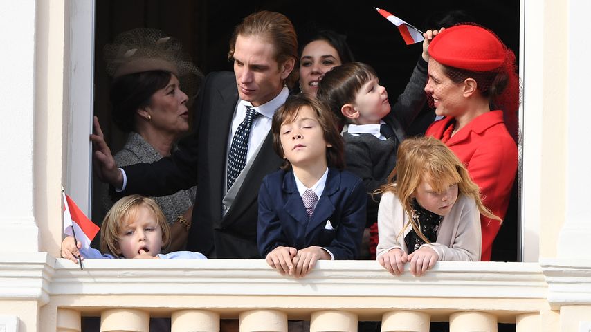 Charlotte Casiraghi mit Sohn Raphaël und anderen Familienmitgliedern in Monaco