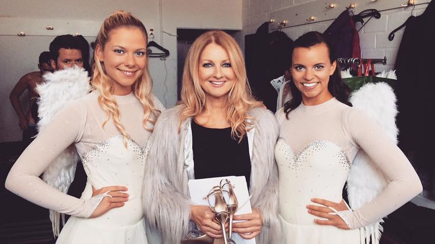 Cheyenne Pahde, Frauke Ludowig und Franziska Benz (v.l.) Backstage bei "AWZ"