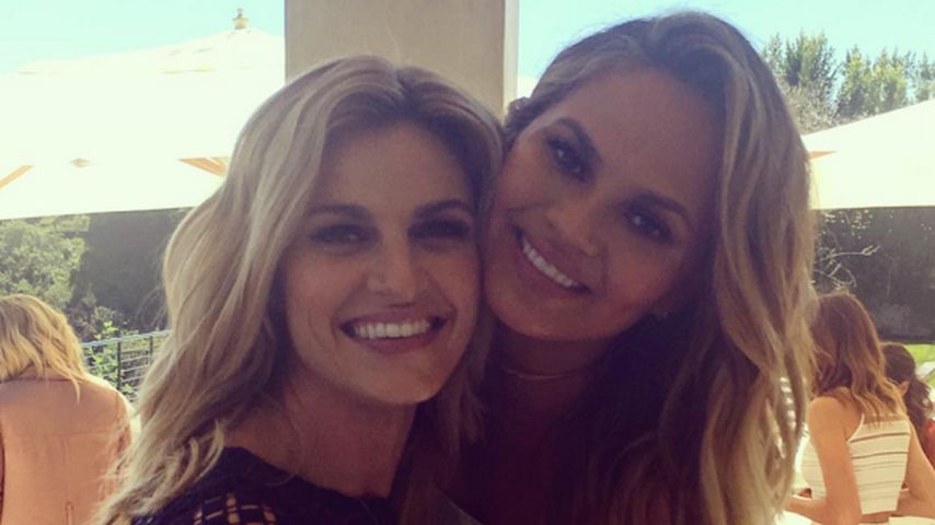 Chrissy Teigen und Erin Andrews