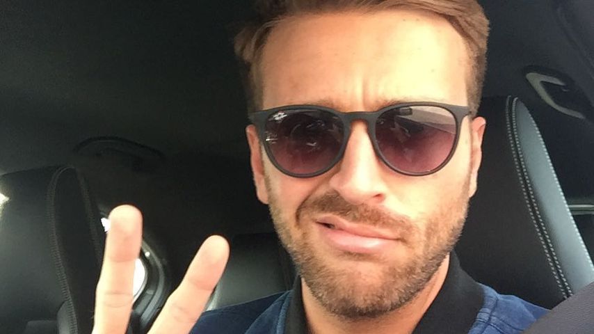 Moderator Christian Düren mit Sonnenbrille