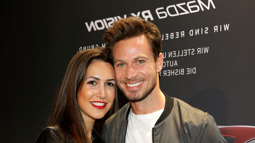 Clea-Lacy Juhn und Sebastian Pannek auf dem roten Teppich