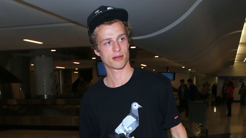 Conrad Hilton am Flughafen von Los Angeles