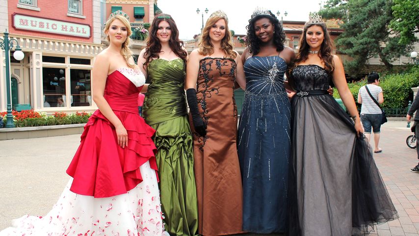 "Curvy Supermodel"-Kandidatinnen Polina, Fabienne, Michaela, Aurelie und Celine