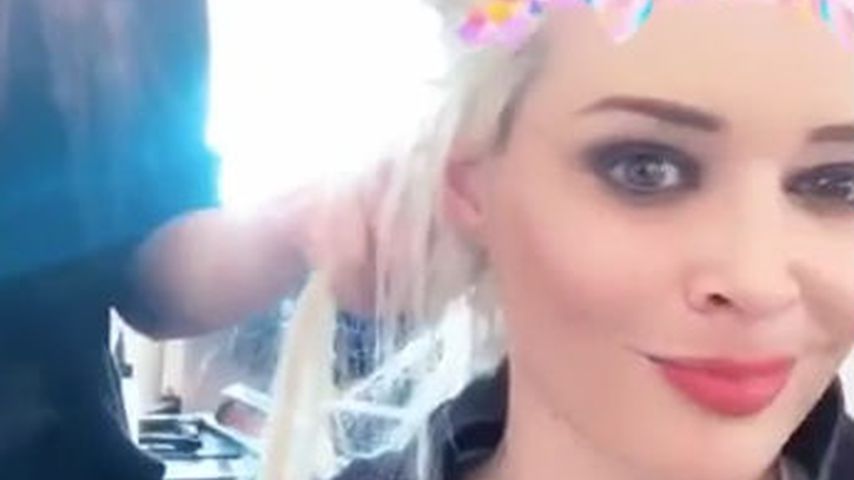 Haar-Hammer: Wagt Kult-Blondine Dani eine Typ-Veränderung?