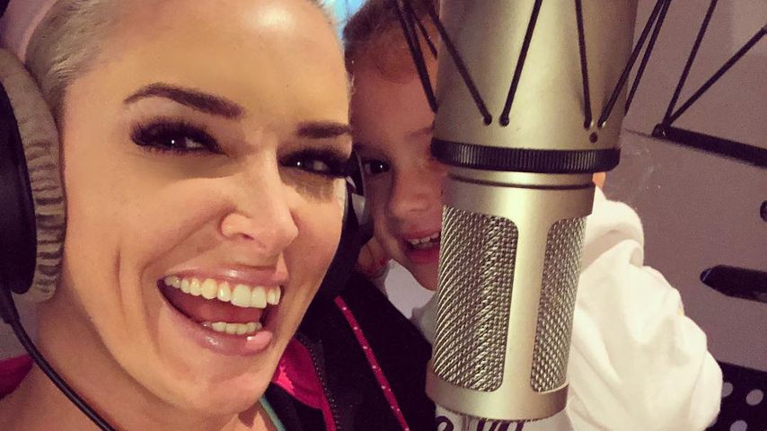 Nicht nur "Let It Go": Sophia Cordalis singt Ballermann-Hit!