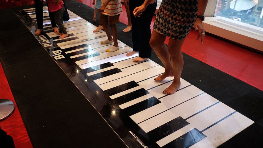 Das "Big Piano" bei FAO Schwarz